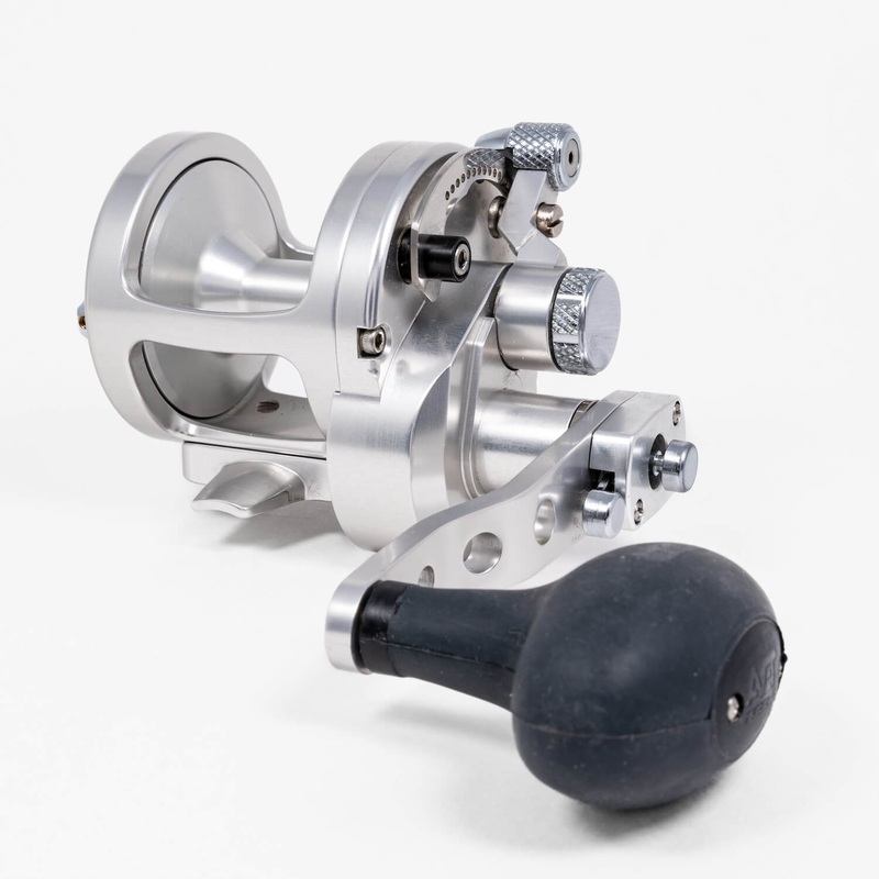 Avet SX 6/4 MC RAPTOR Left Handed Lever Drag Reel