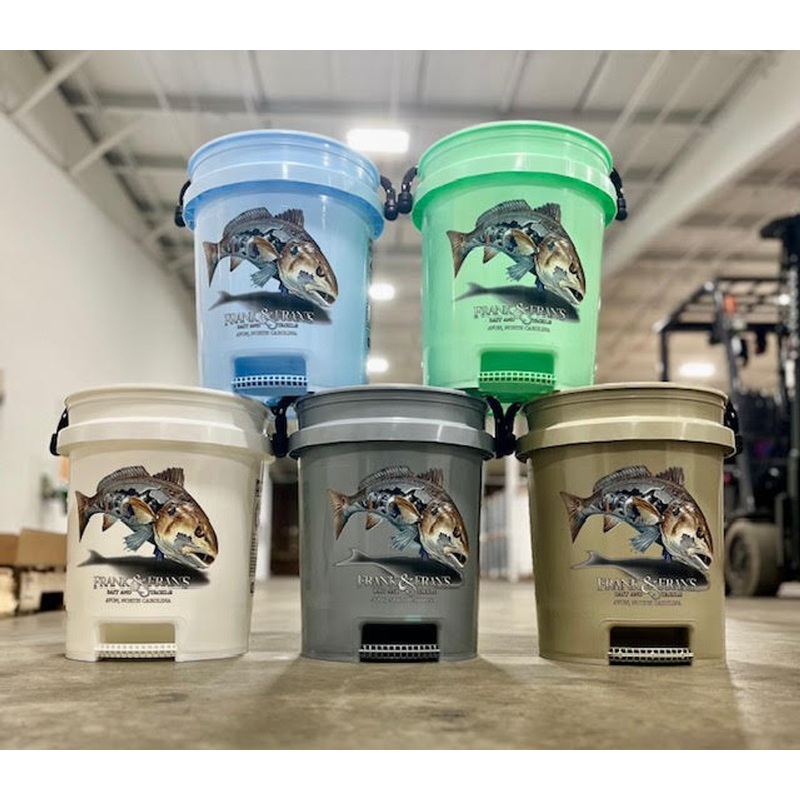 F&F 5 Gallon Rope Handle Bucket